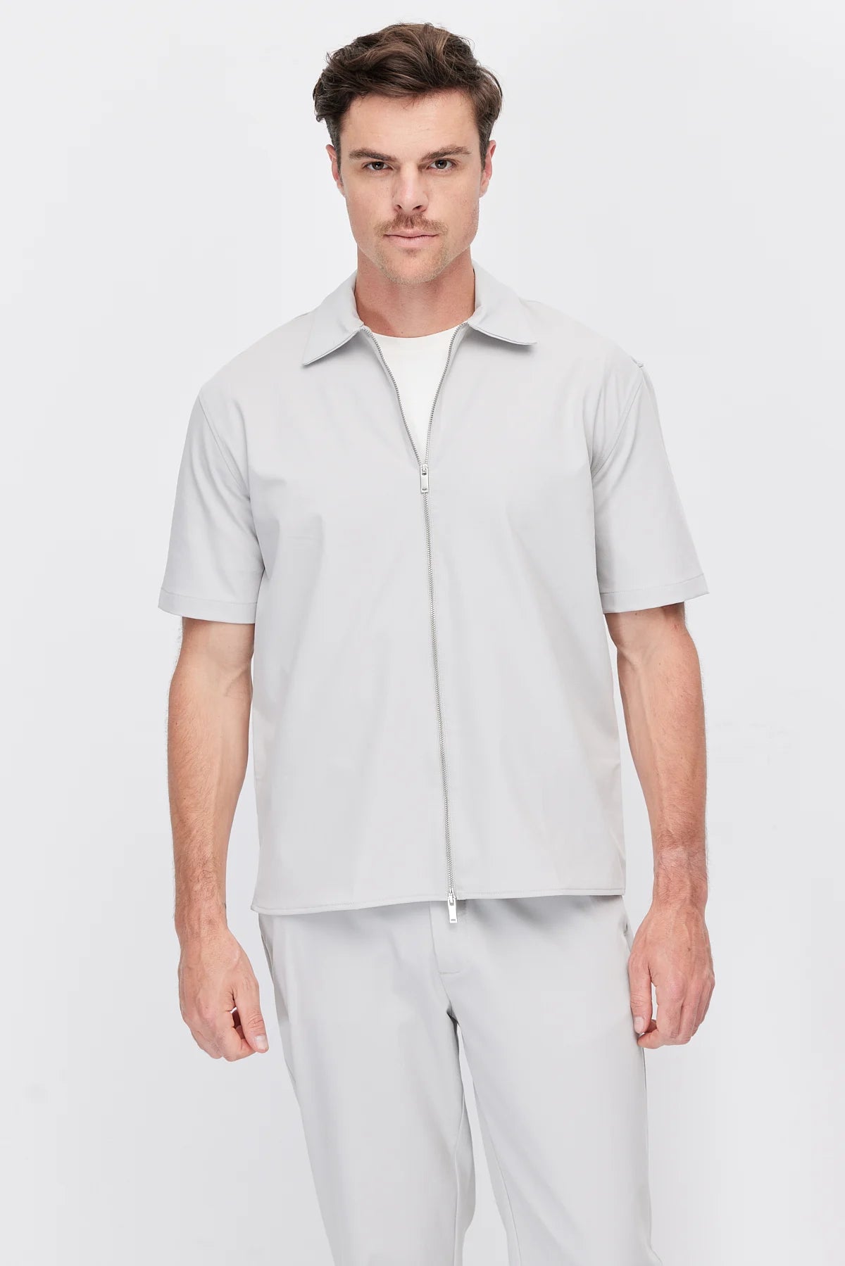 Men's Zip-Up Short-Sleeve Shirt