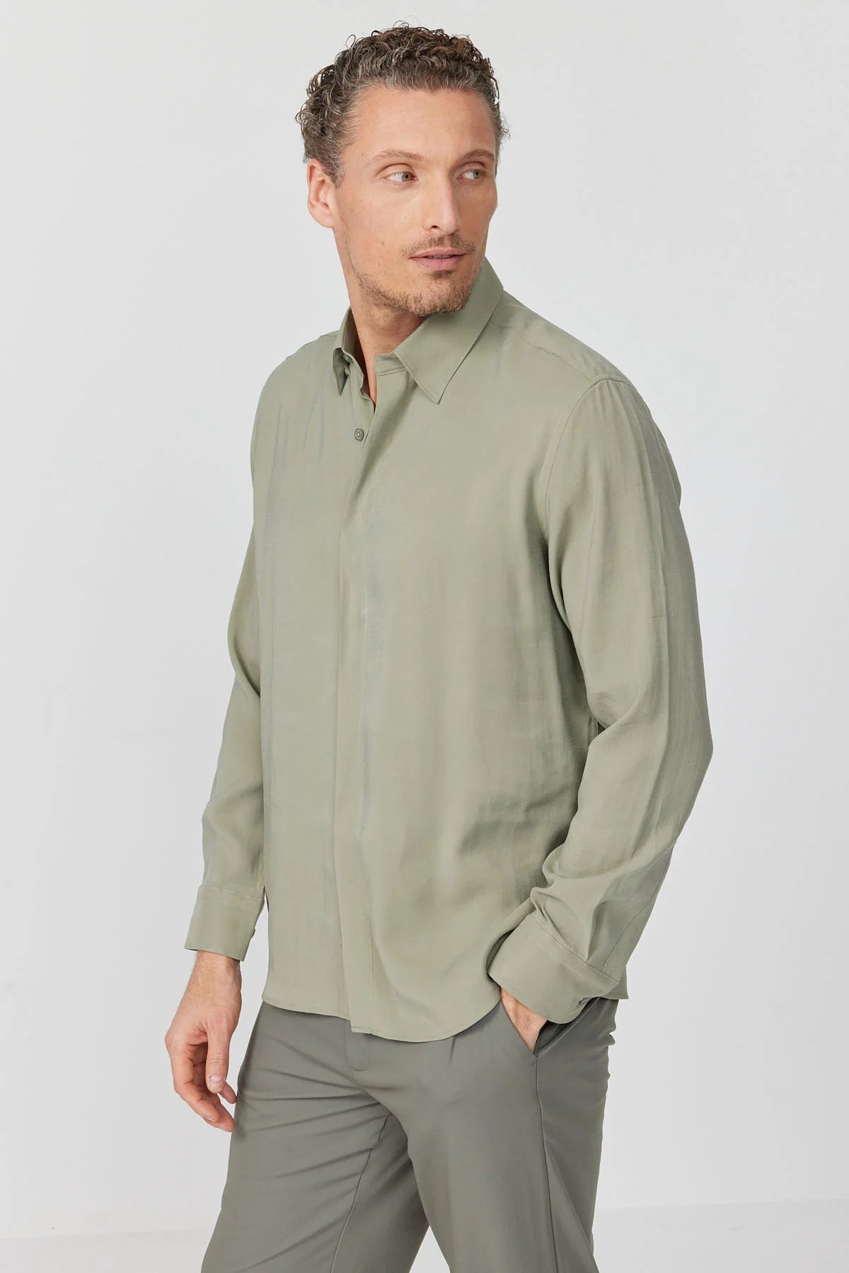 Men's Minimalist Shirt