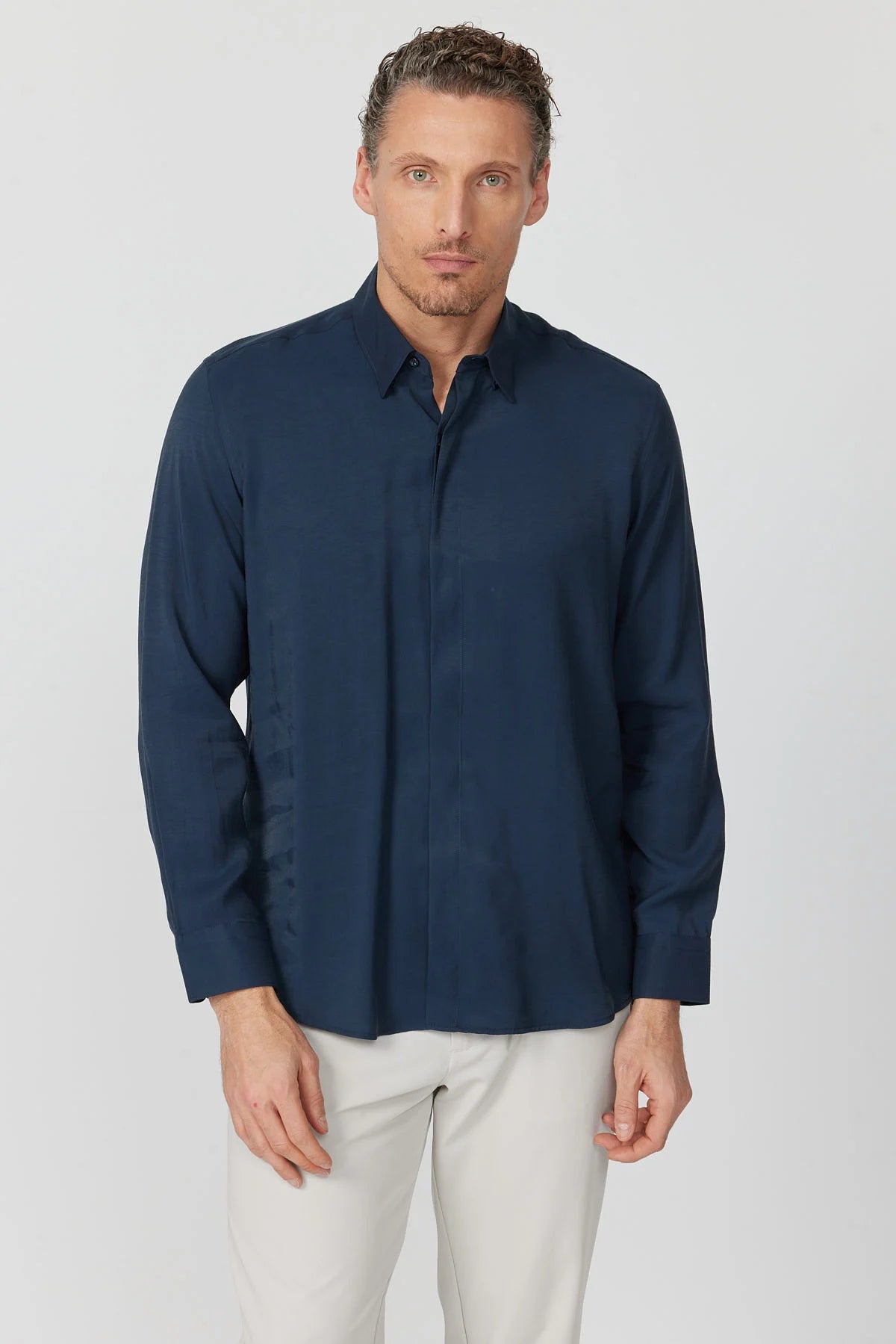 Men's Minimalist Shirt