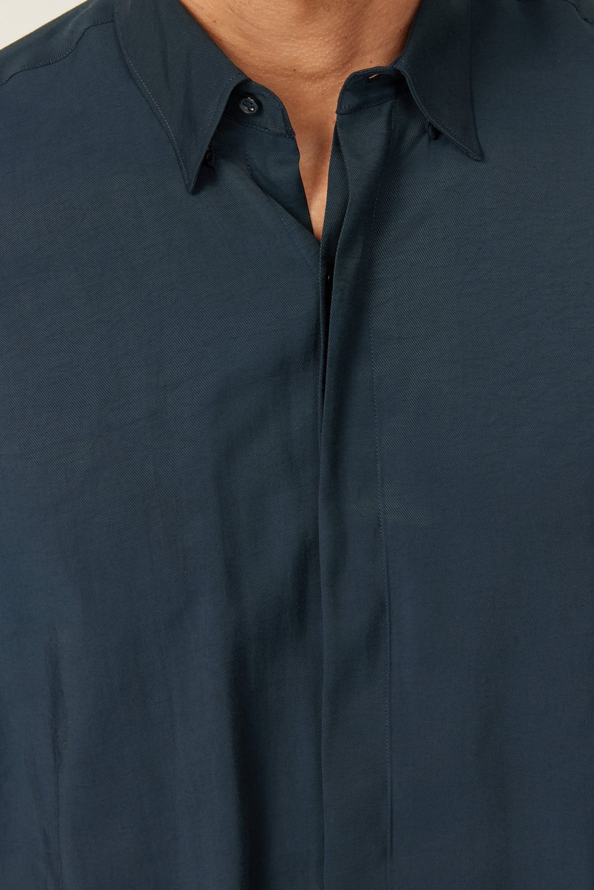 Men's Minimalist Shirt