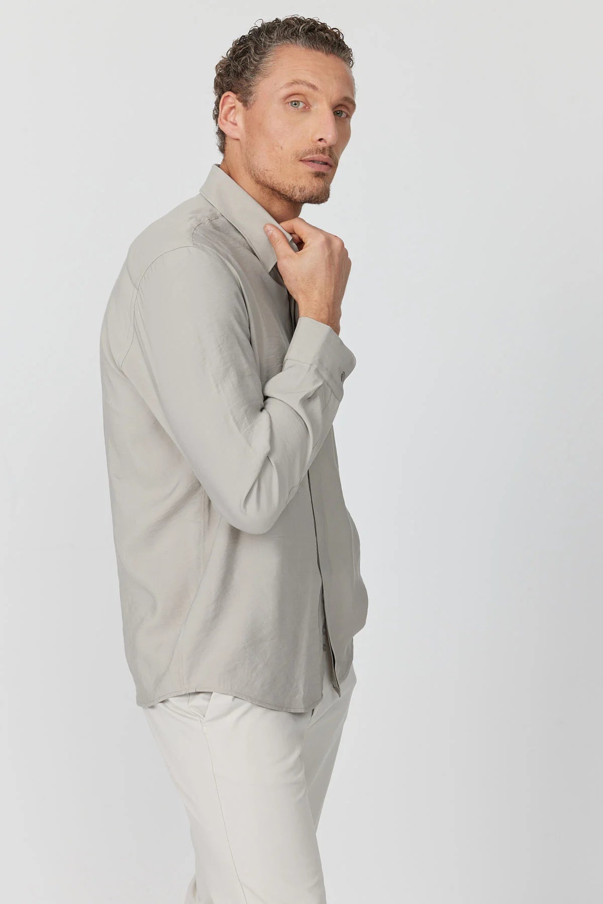 Men's Minimalist Shirt