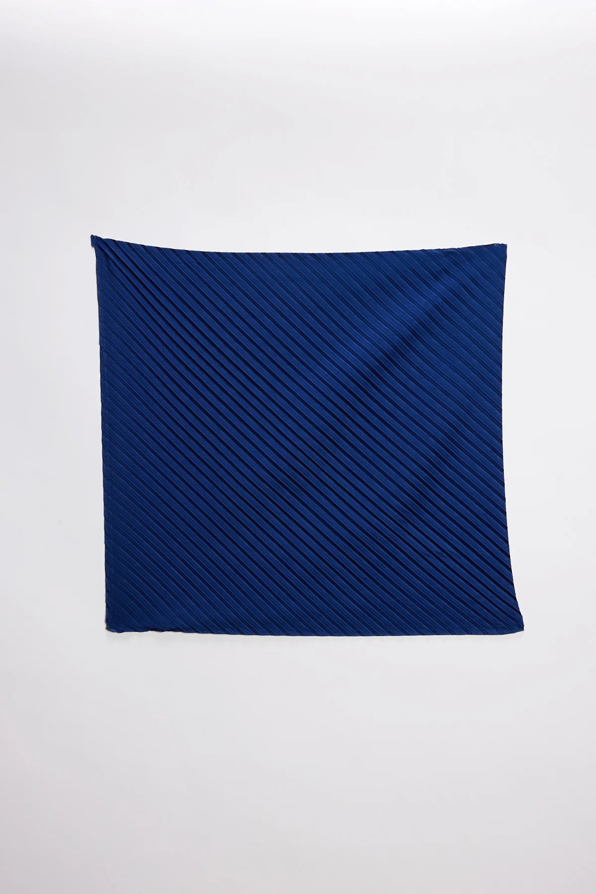 WOMEN'S PLAIN PLEATED BANDANA