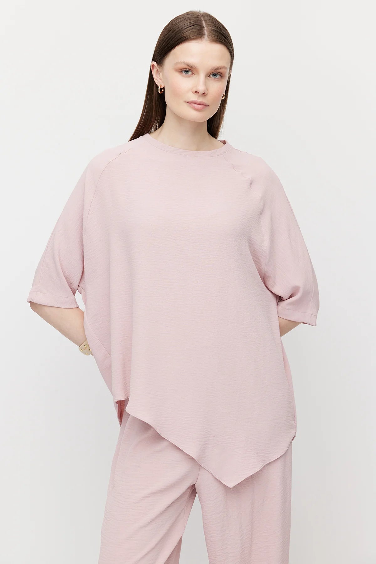Women's Asymmetrical Cut Oversize Blouse