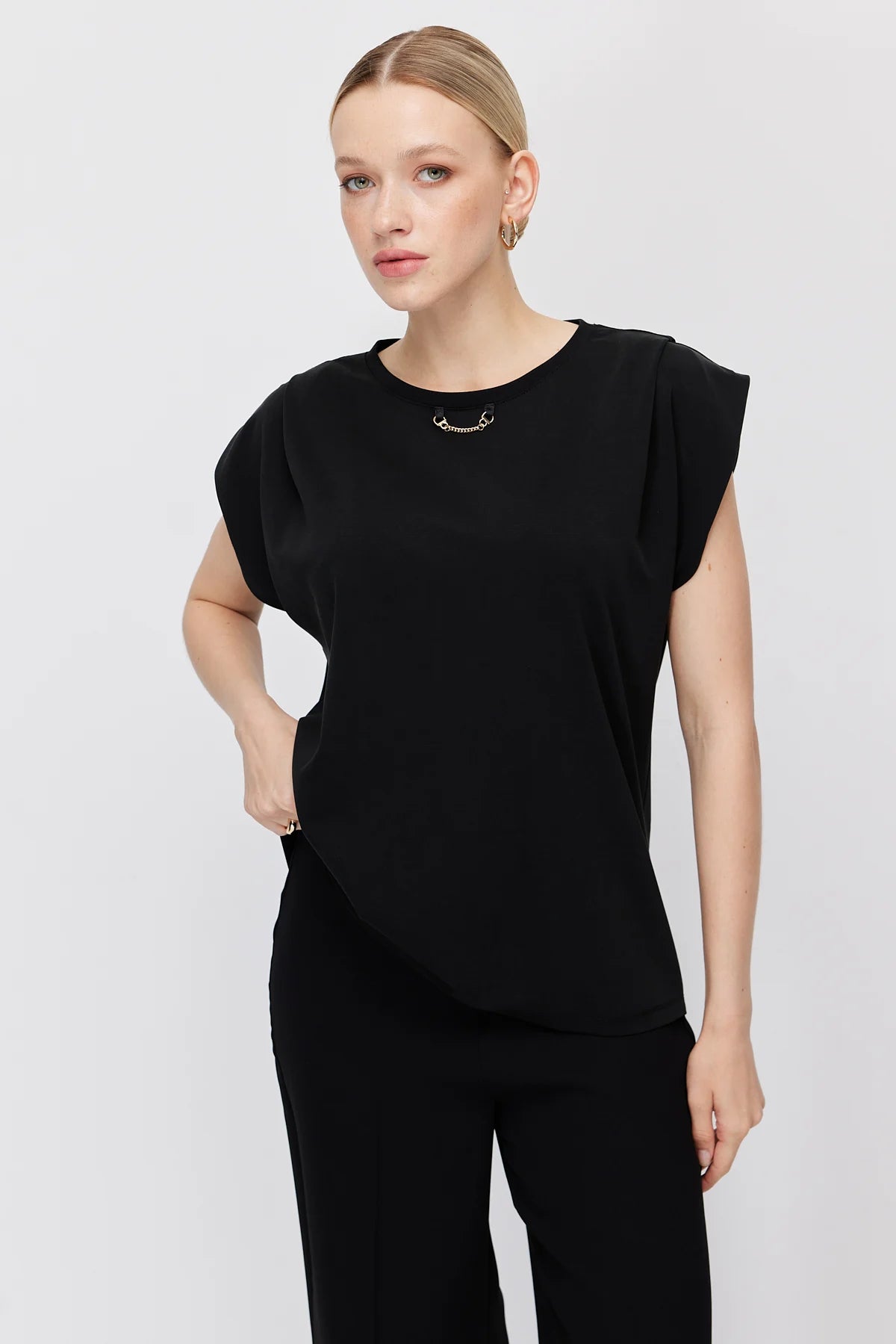 Women's Double-Sleeve T-Shirt with Chain Accessory