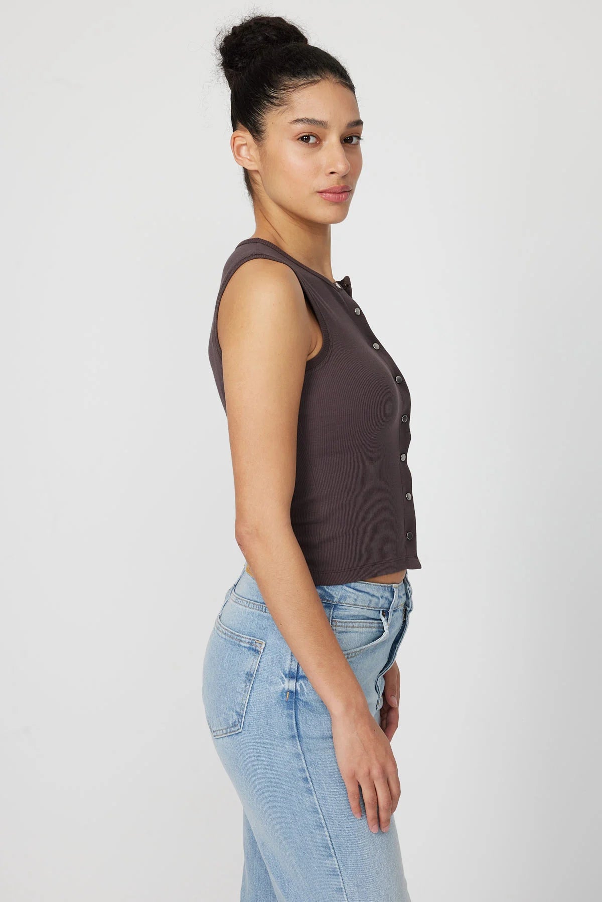 Women's Front Snap Sleeveless Blouse