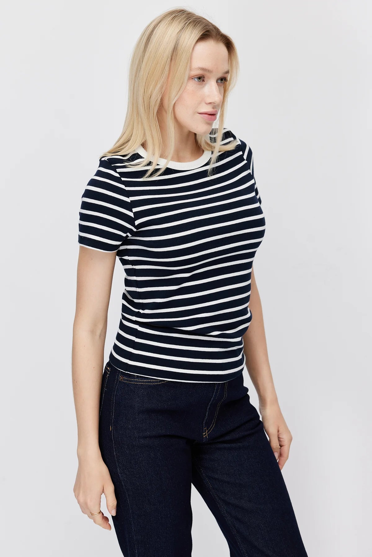 Women's Contrast Collar Striped T-shirt