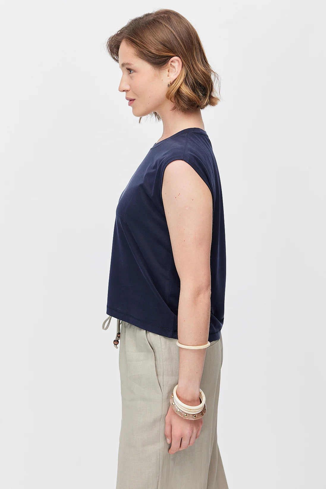 Women's Basic Sleeveless Blouse