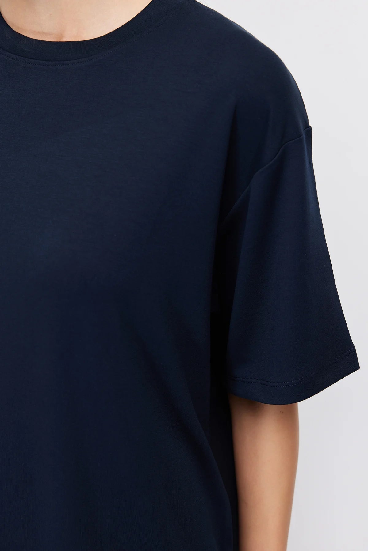 Women's Crew Neck Basic T-shirt