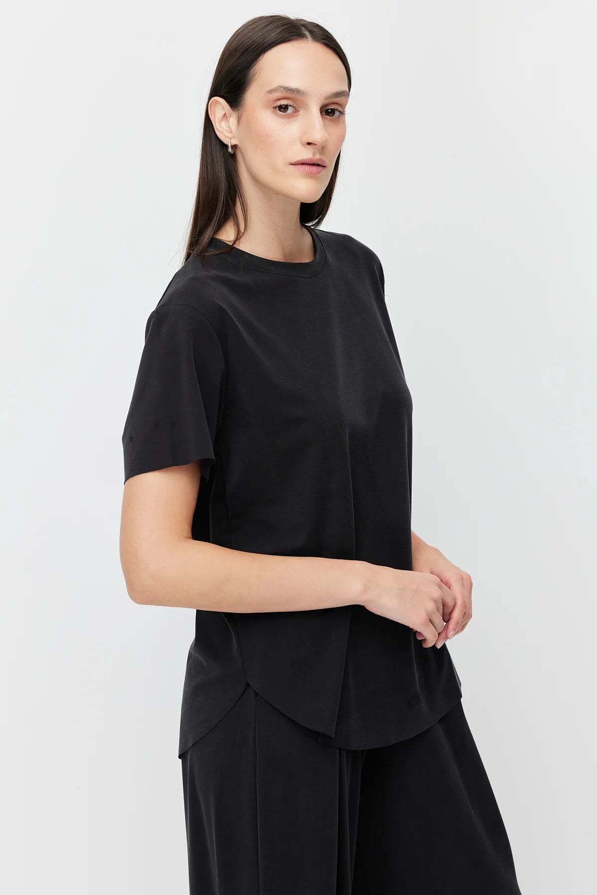 Women's Oval-Cut Soft-Texture T-Shirt