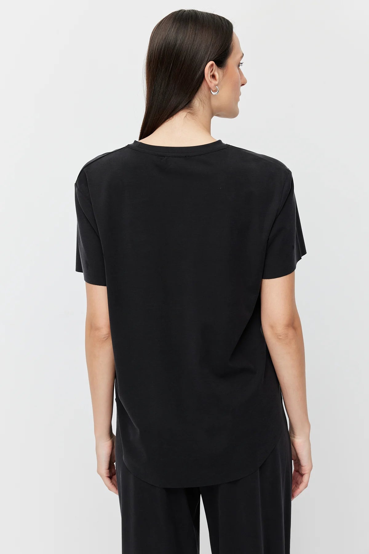 Women's Oval-Cut Soft-Texture T-Shirt