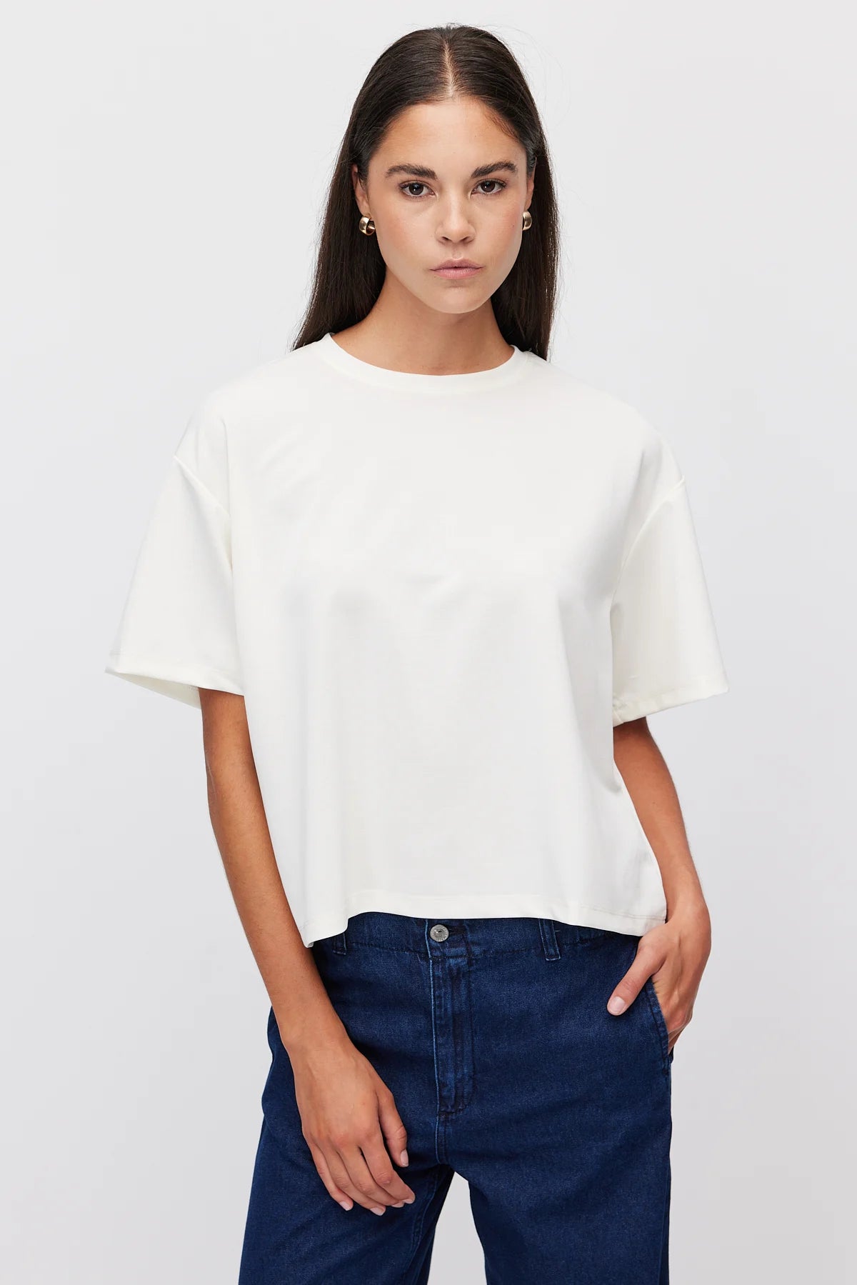 Women's Low Sleeve Basic T-shirt