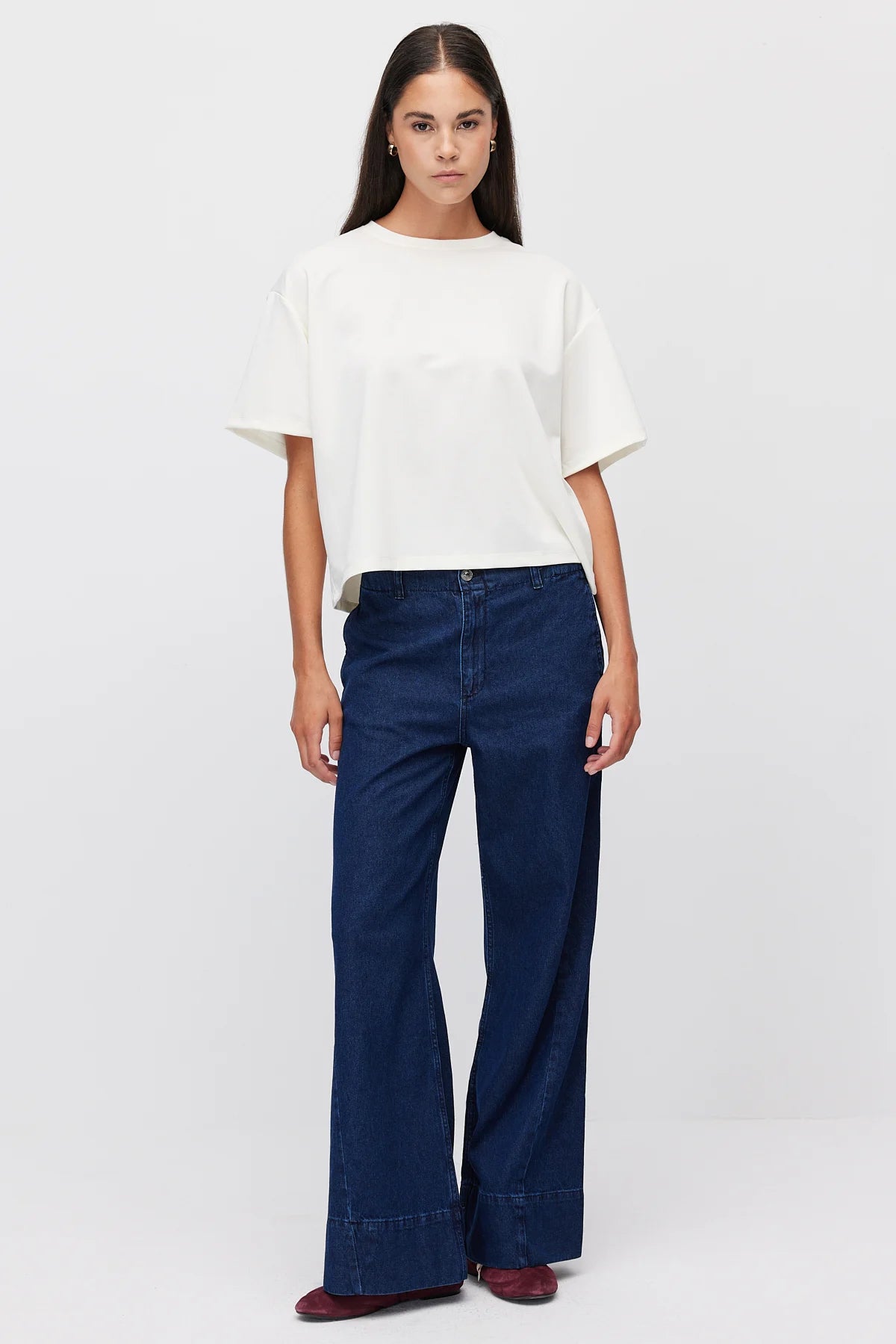 Women's Low Sleeve Basic T-shirt