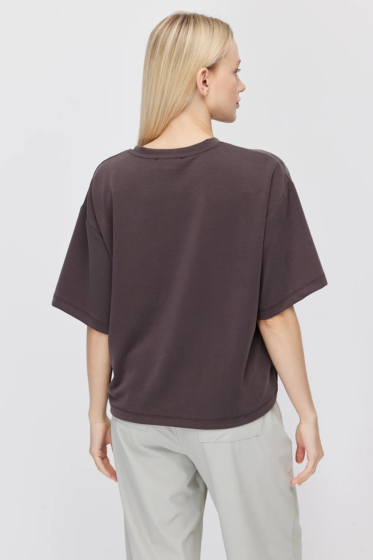 Women's Low Sleeve Basic T-shirt