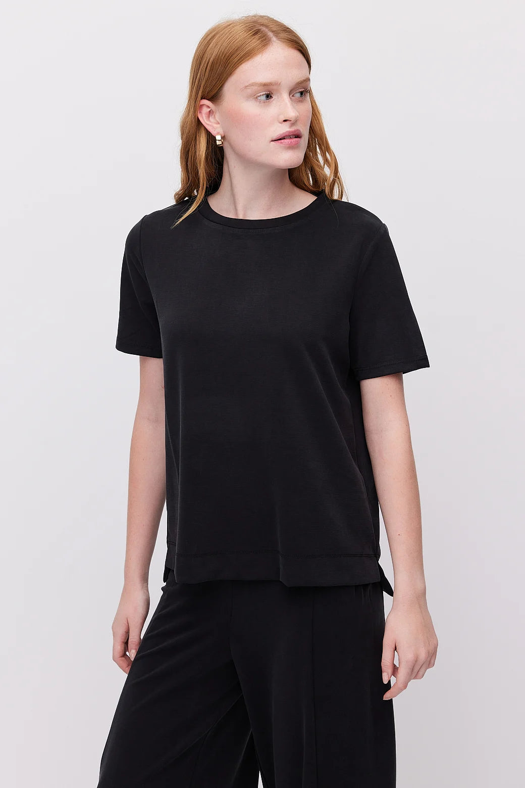 Women's Short-Sleeve Crew Neck T-Shirt