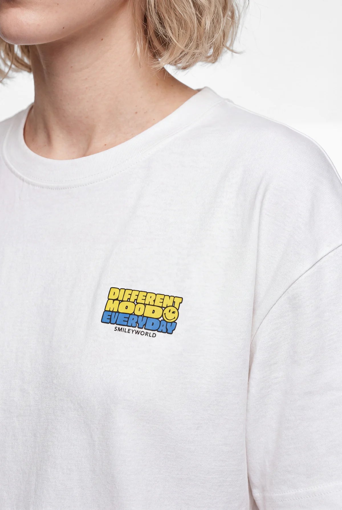 Women's Basic T-shirt with Back Print
