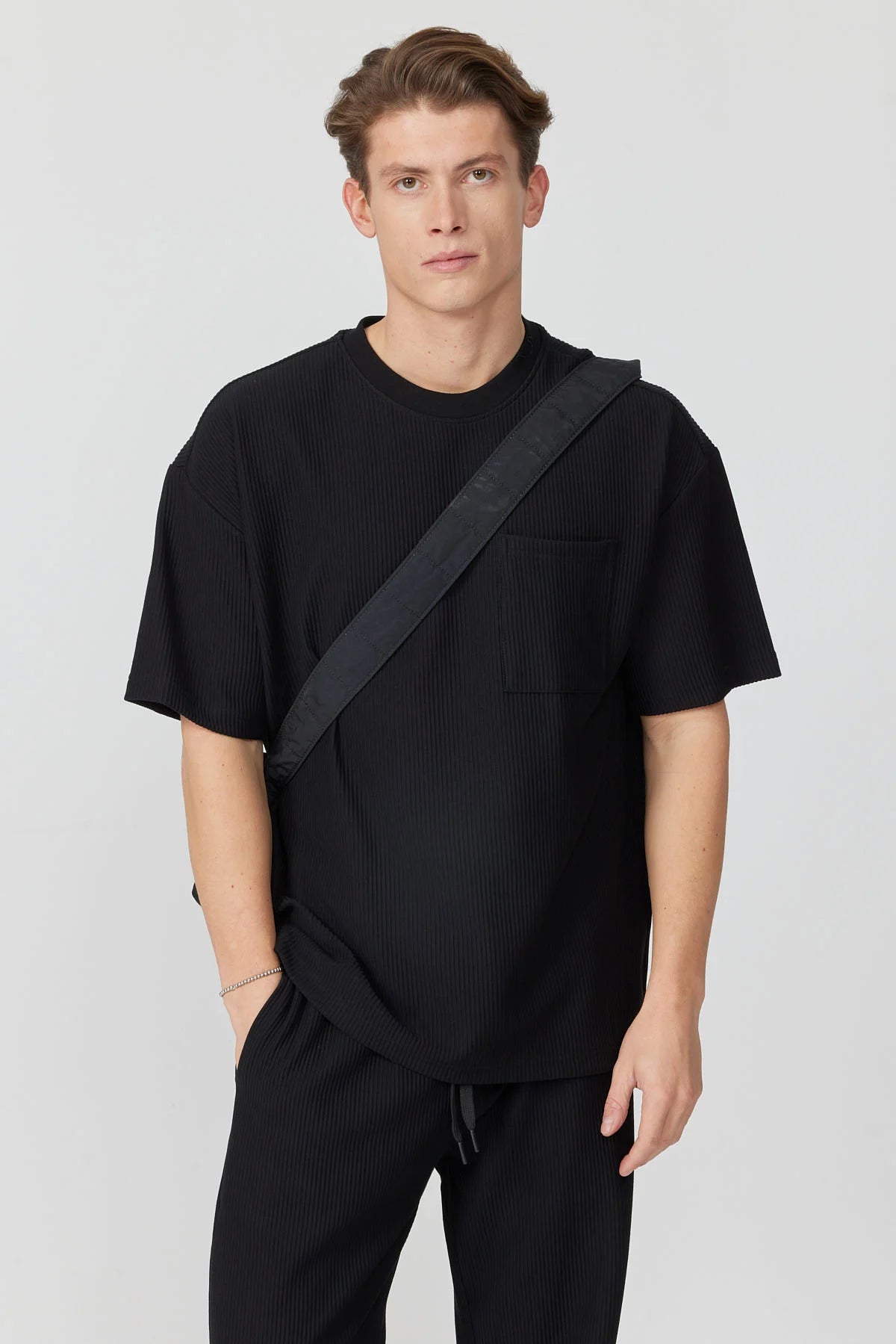 Men's Textured Pocket T-shirt