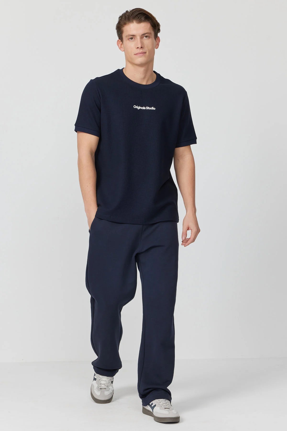 Men's Textured Text Detail T-shirt