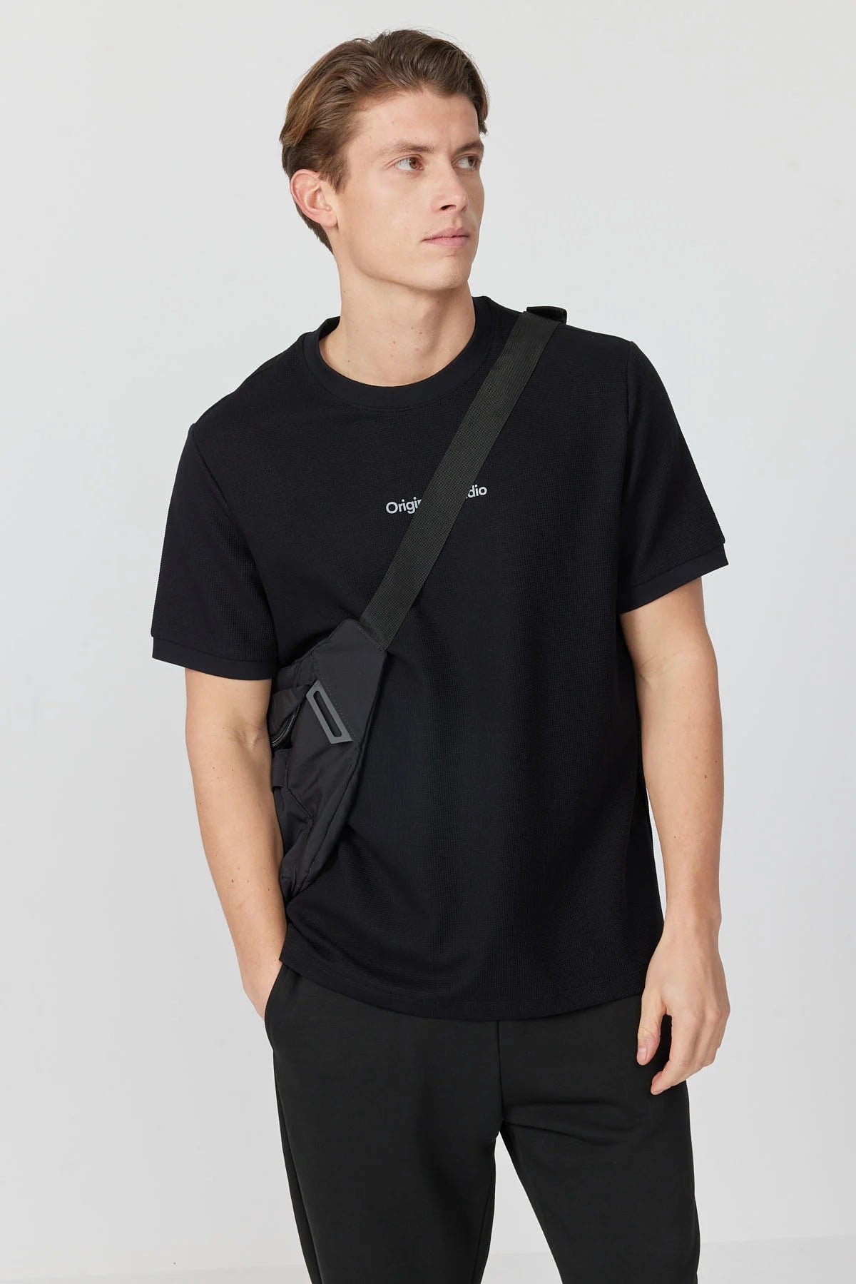 Men's Textured Text Detail T-shirt