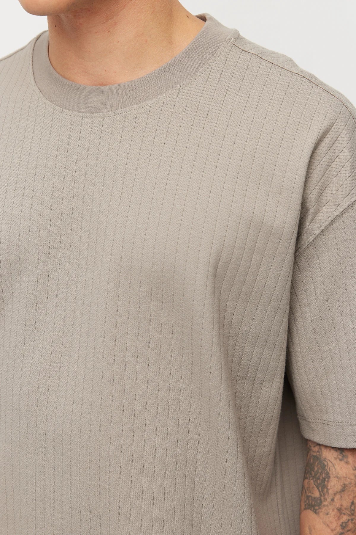 Men's Textured Crew Neck Oversize T-shirt