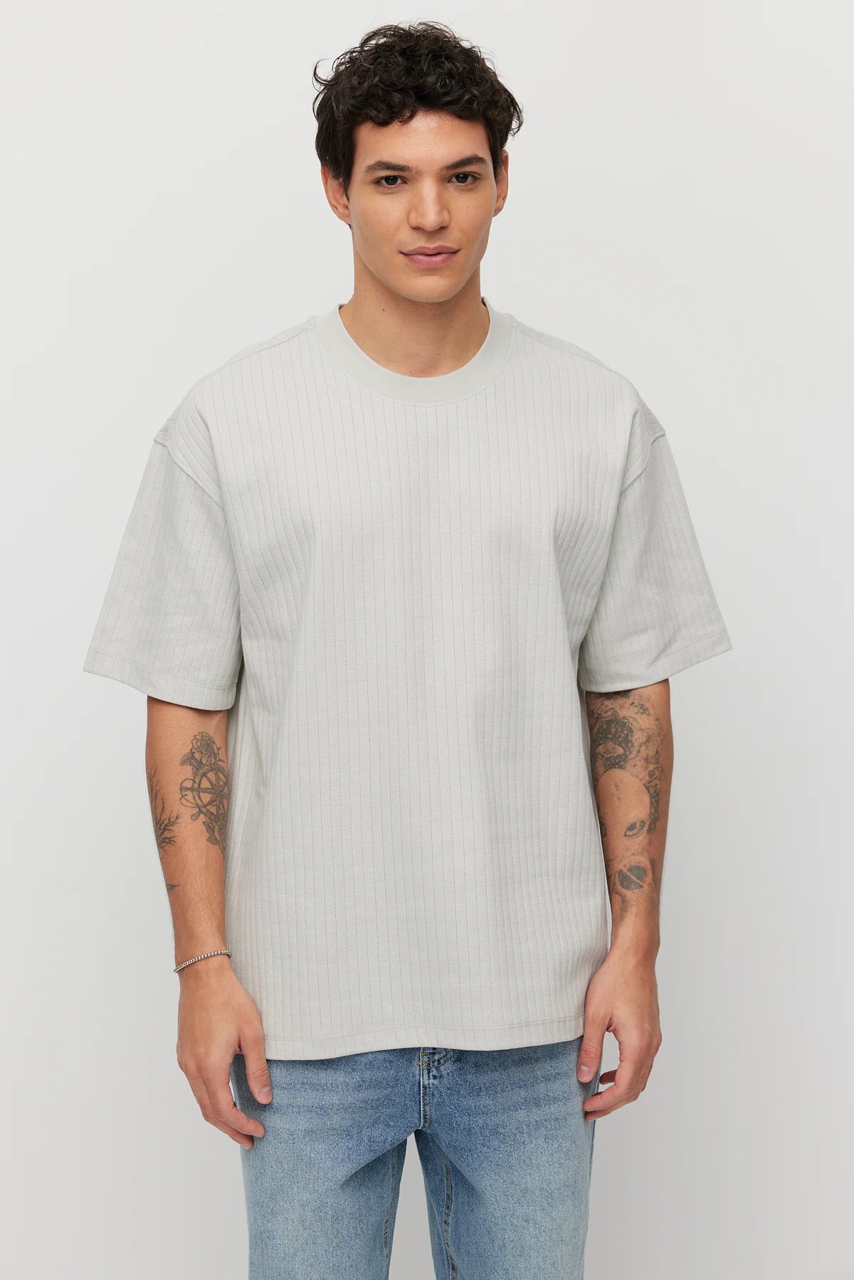 Men's Textured Crew Neck Oversize T-shirt