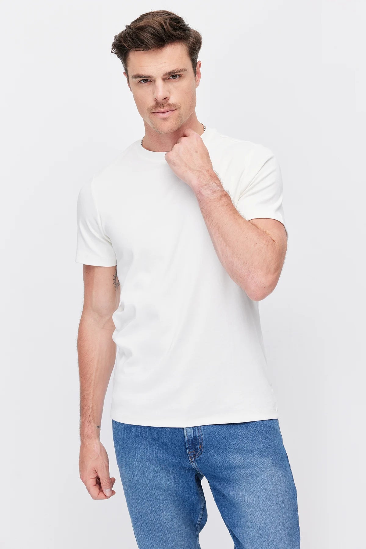 Men's Plain Basic T-shirt
