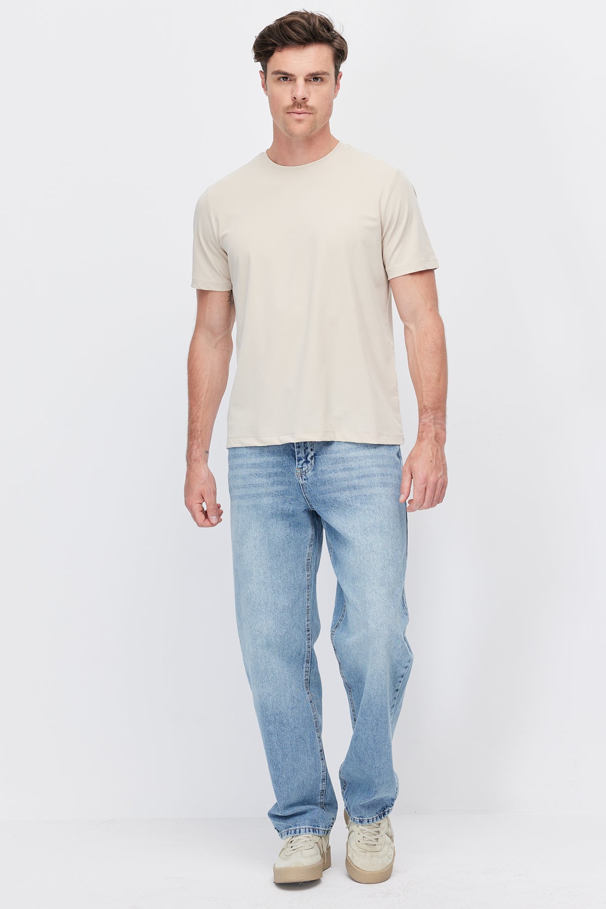 Men's basic crew neck t-shirt