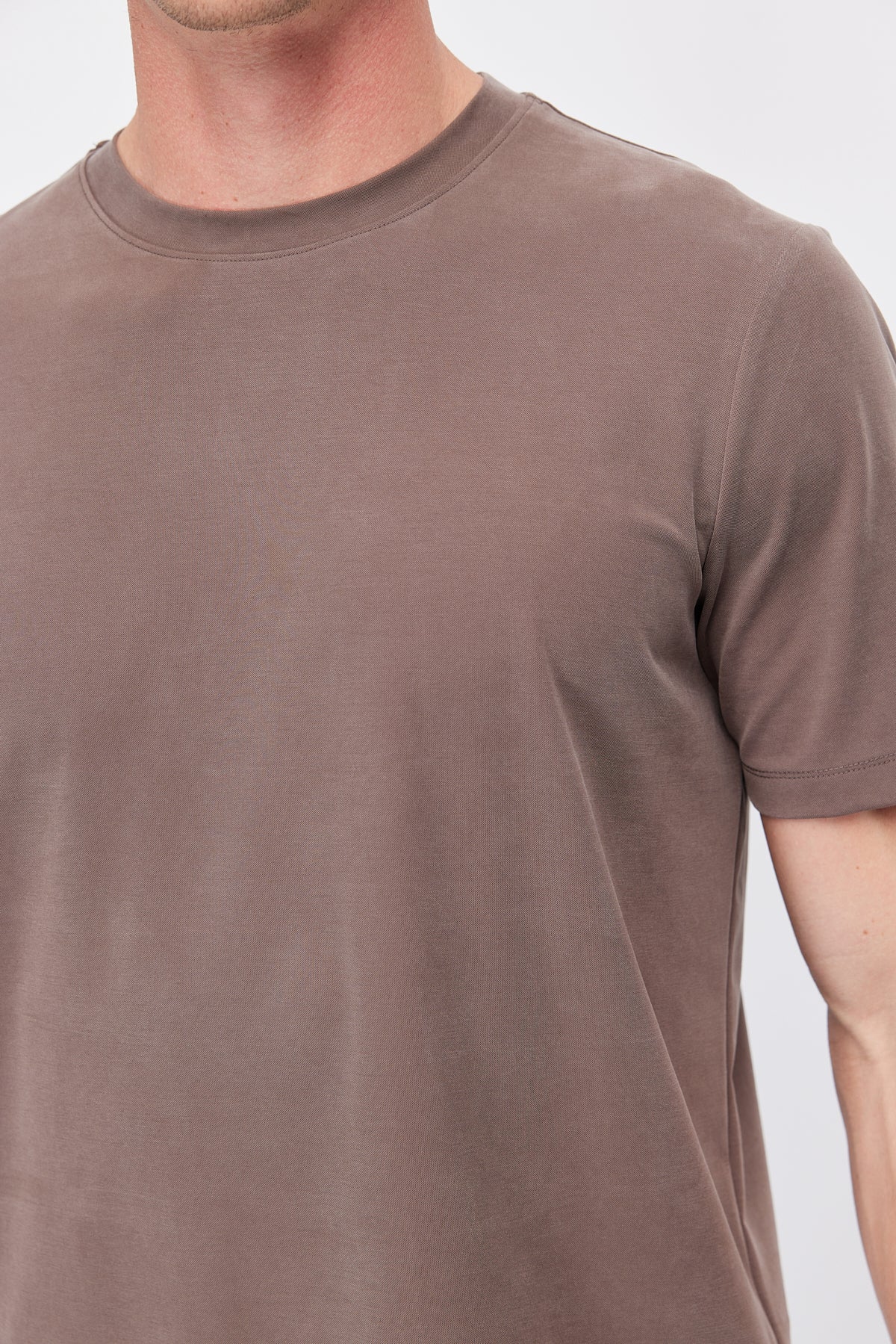 Men's basic crew neck t-shirt