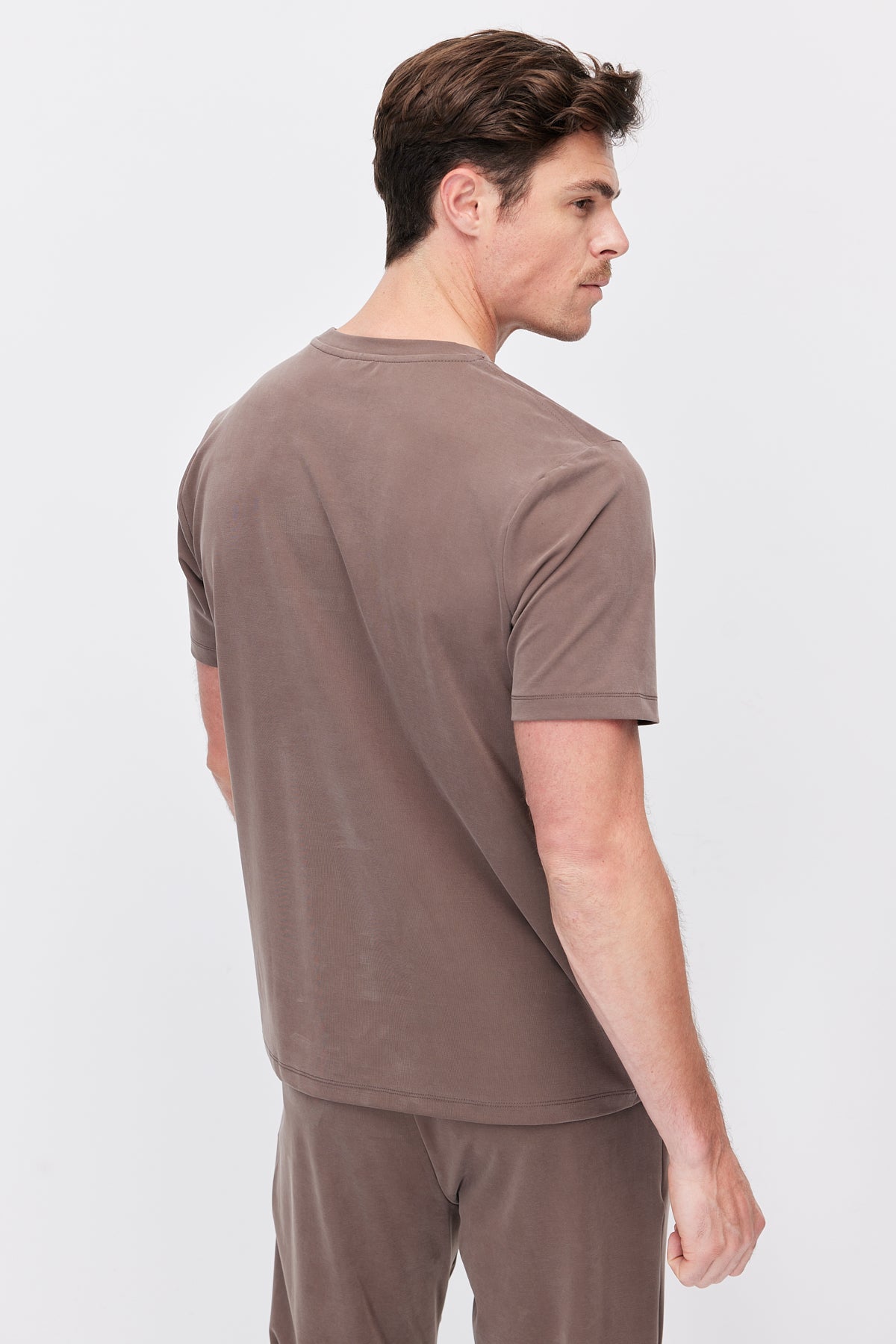 Men's basic crew neck t-shirt