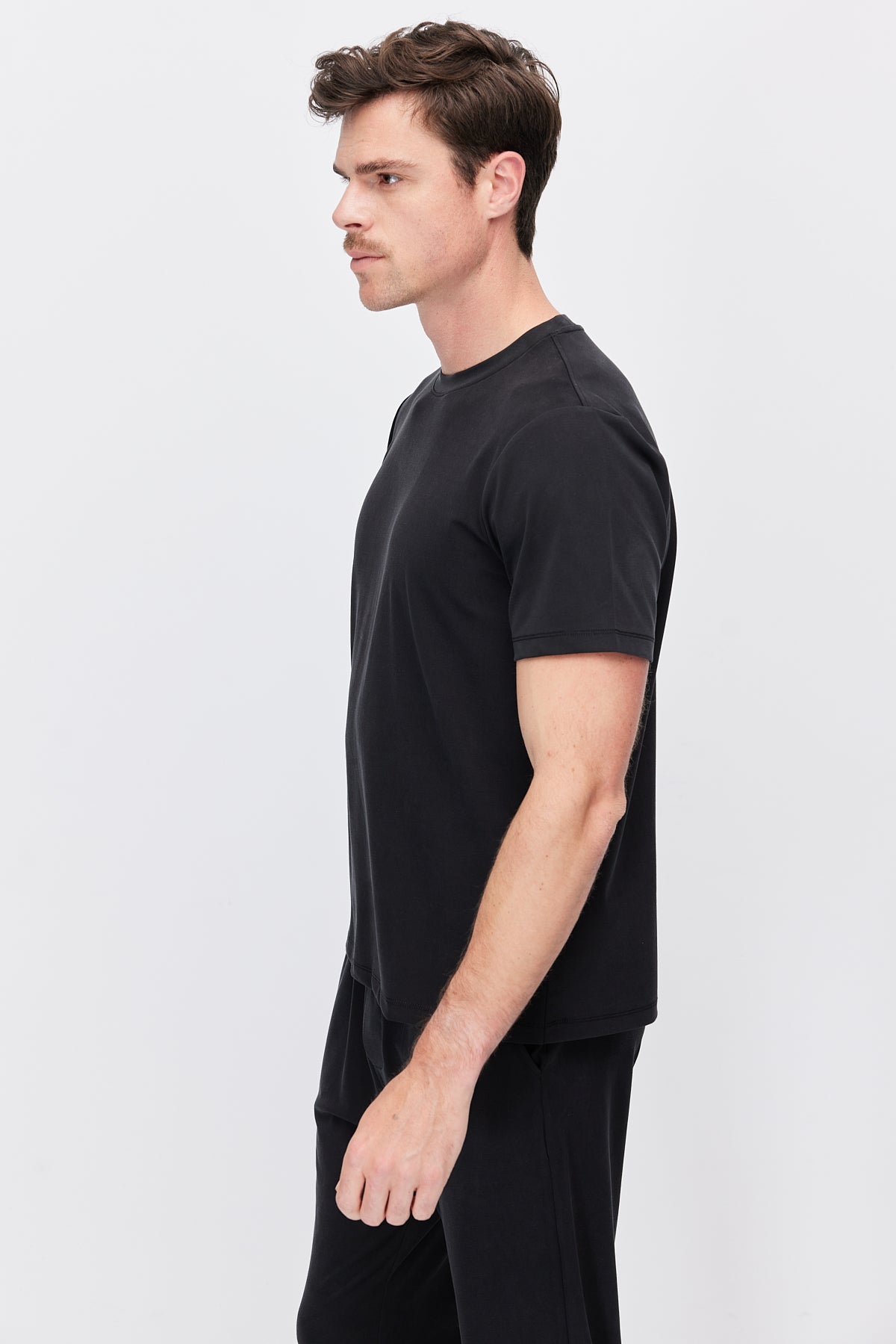 Men's basic crew neck t-shirt