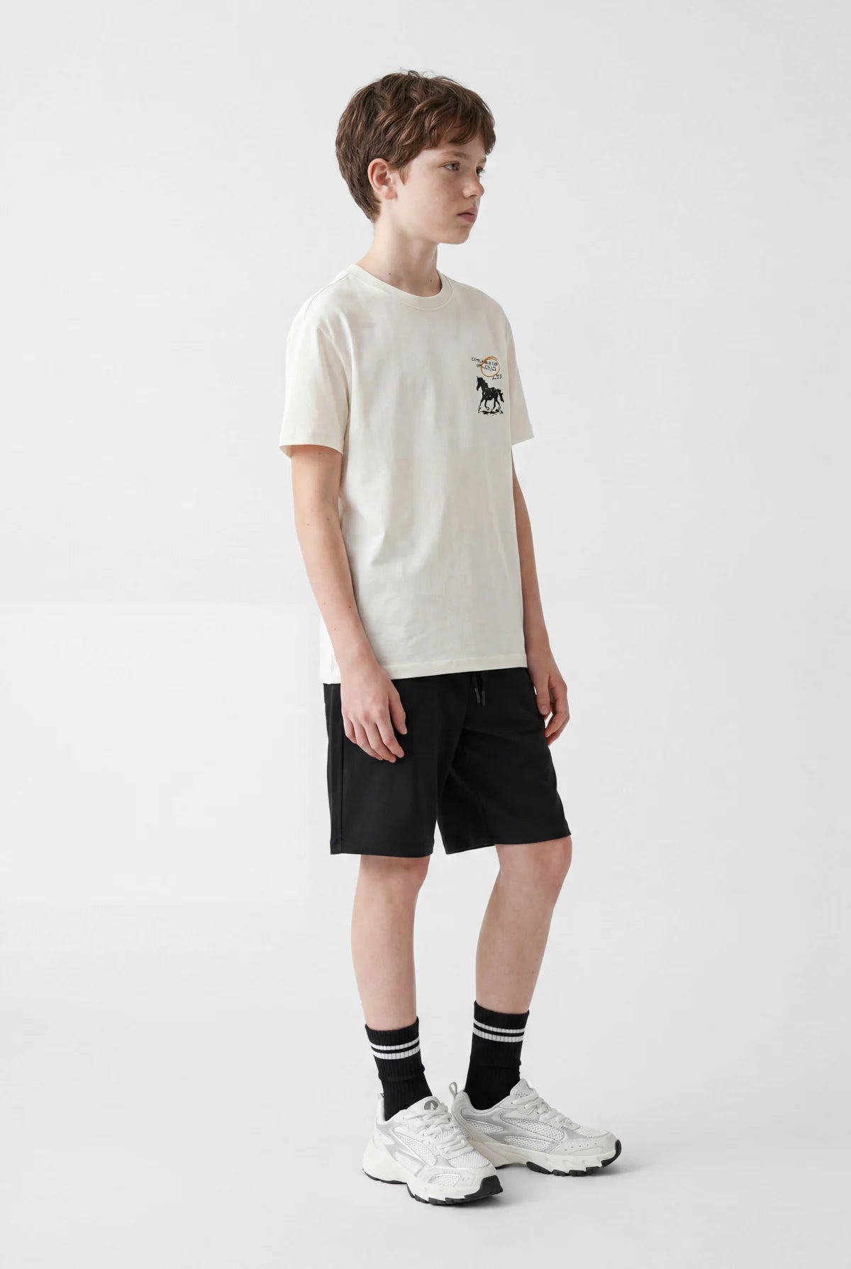 Boys' Oversize T-Shirt with Horse Print on Chest and Crew Neck