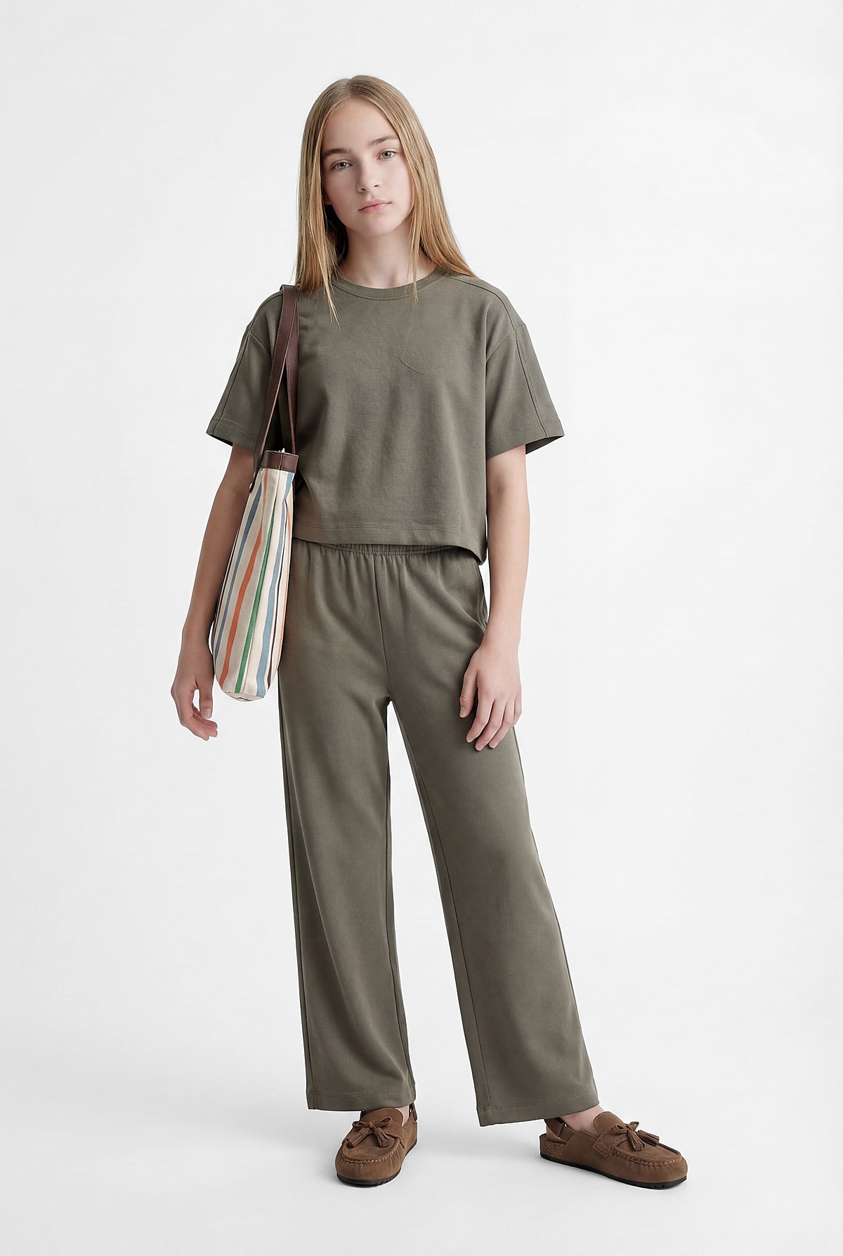 Girls' Basic T-shirt