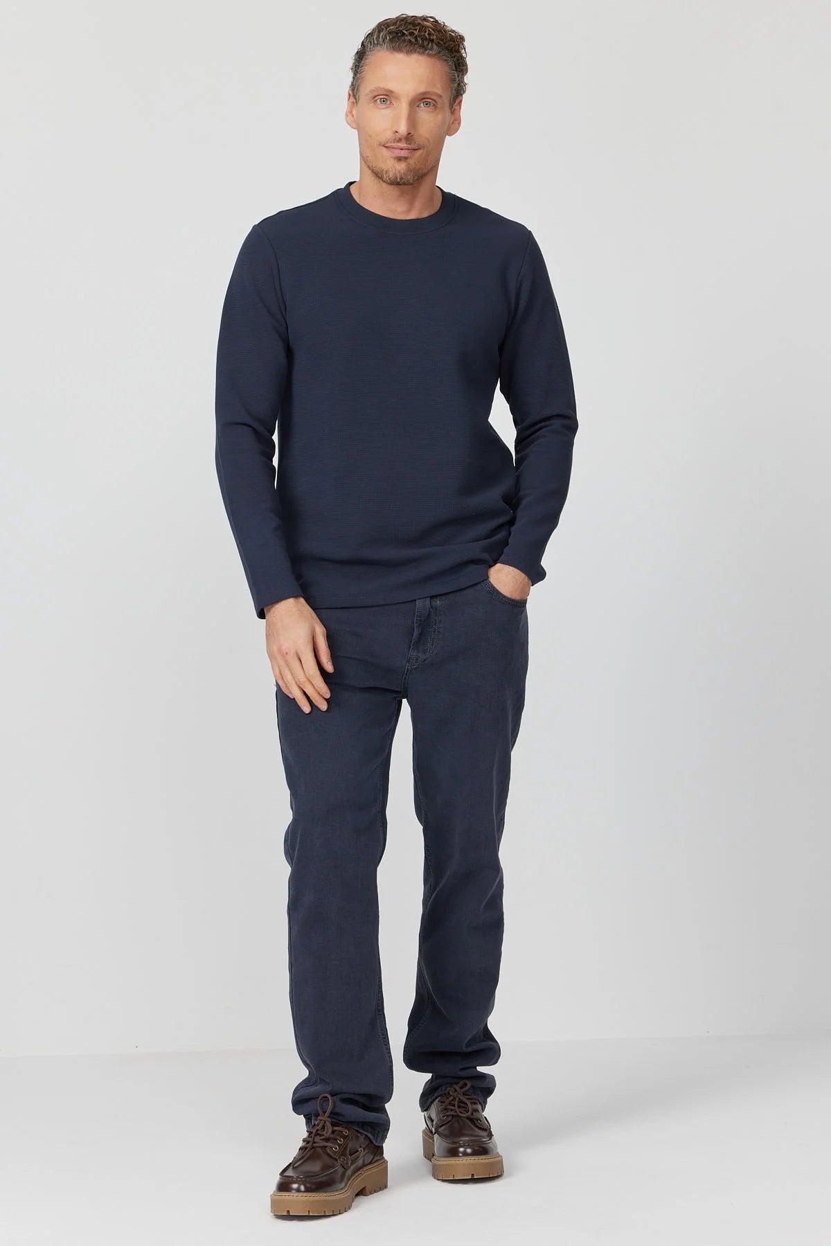 Men's Basic Sweatshirt