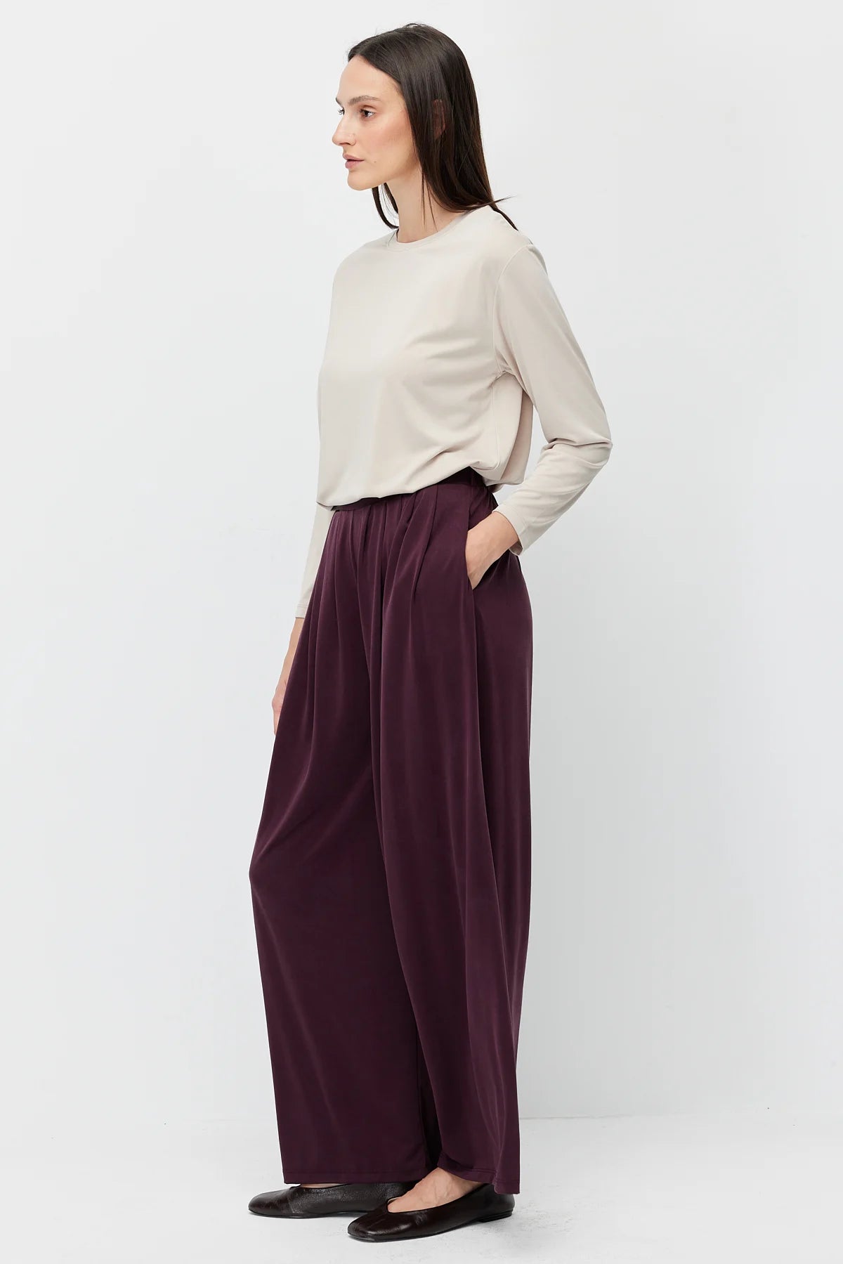 Women's Pleated Modal Trousers