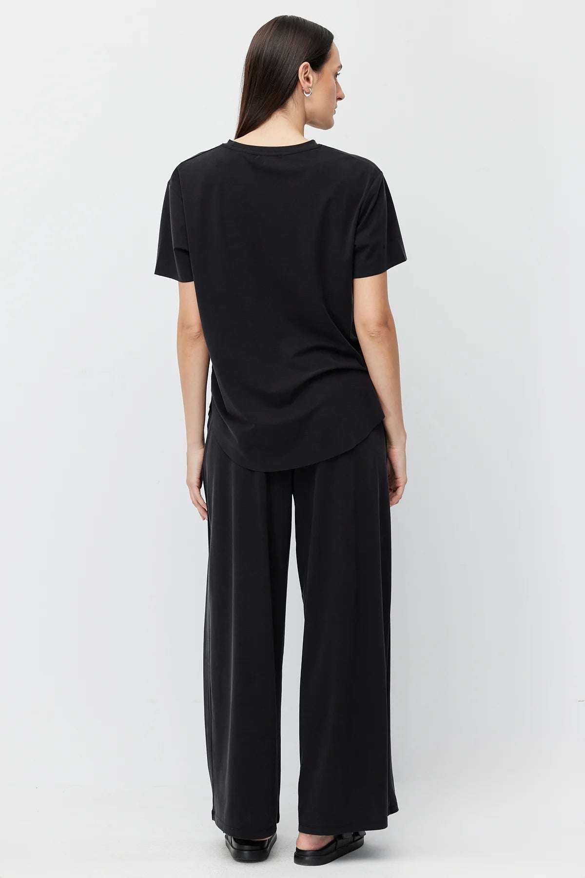 Women's Wide Leg Dart Trousers