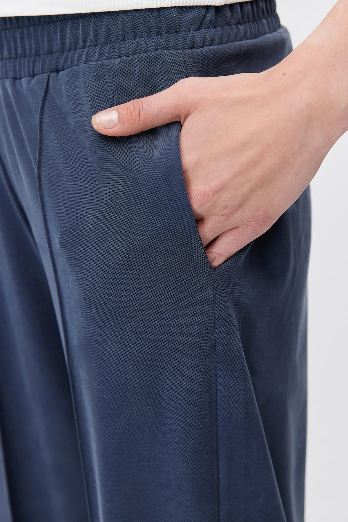 Women's Wide Leg Sweatpants with Front Seam Detail