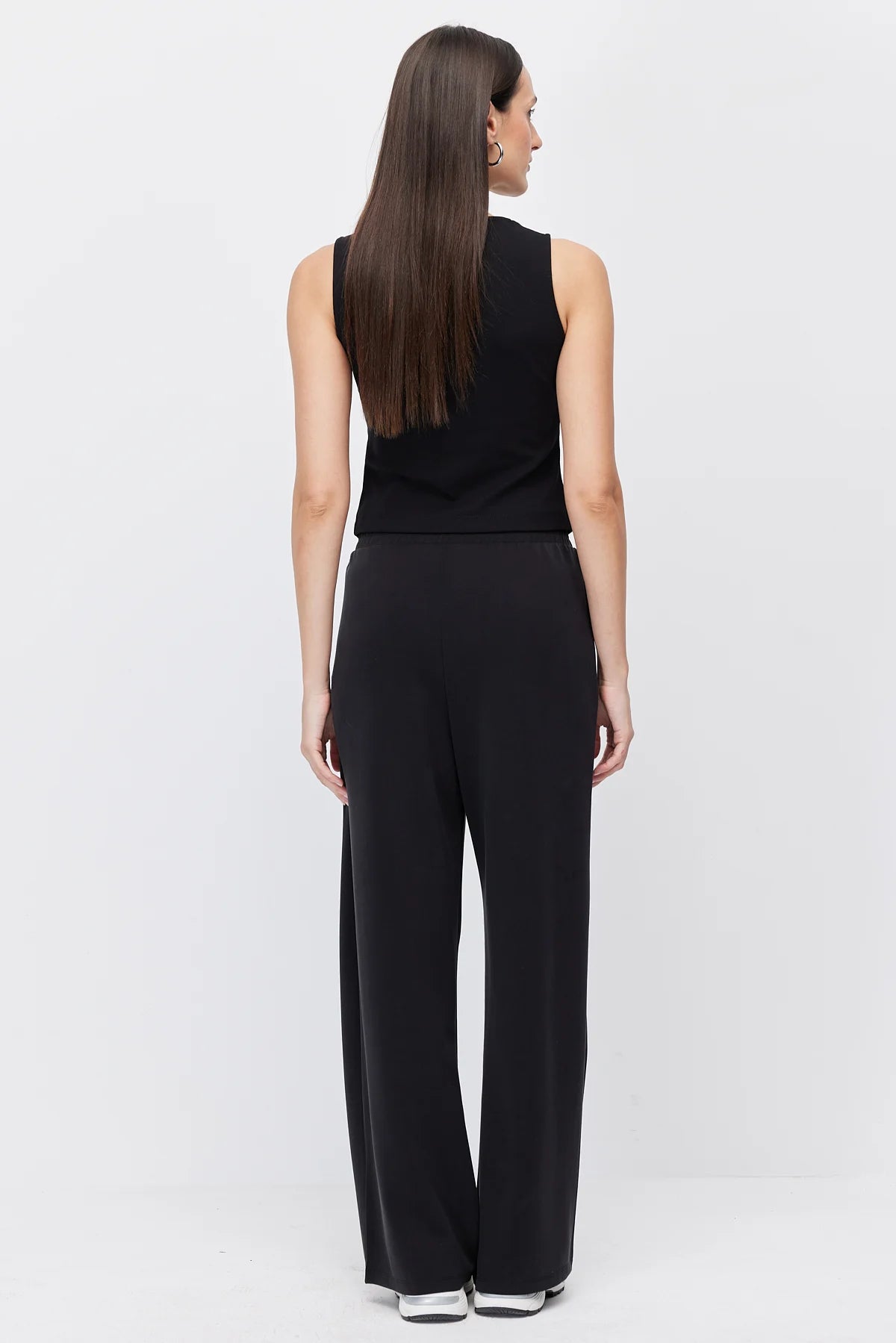 Women's Pants with Front Seam Detail