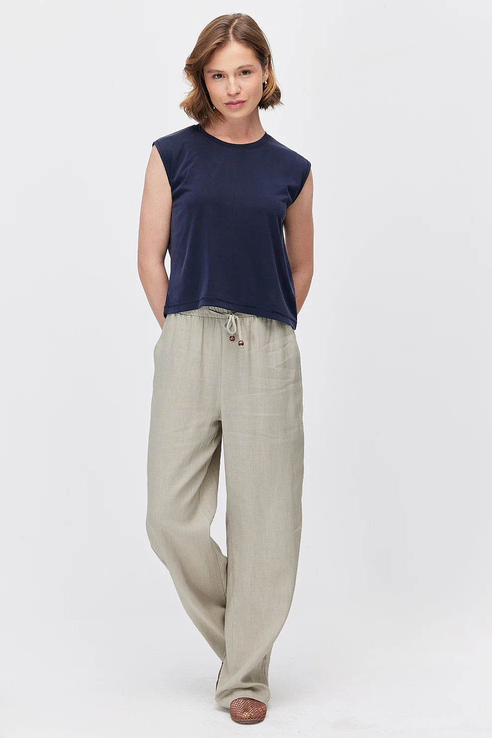 Women's Belted Pants with Pockets
