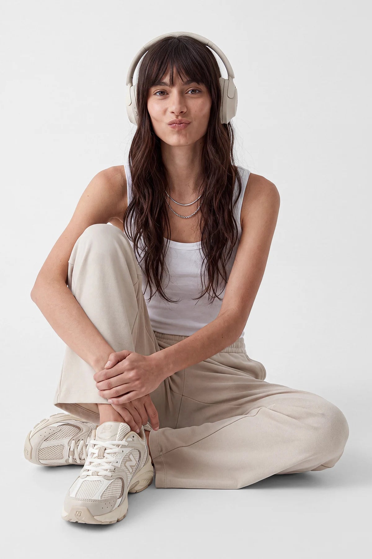 Women's Sweatpants with Elastic Waistband