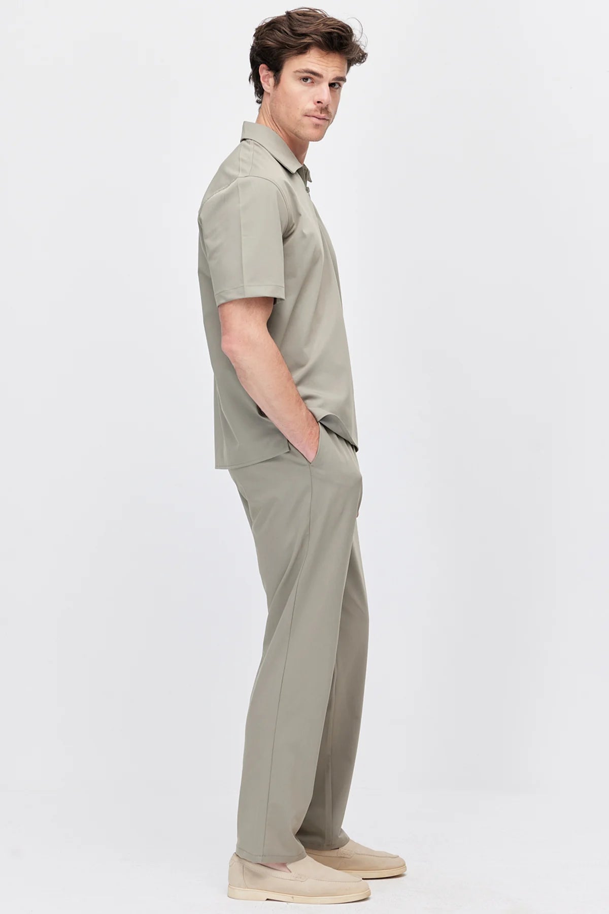 Men's Jogger Pants with Elastic Waistband and Drawstring