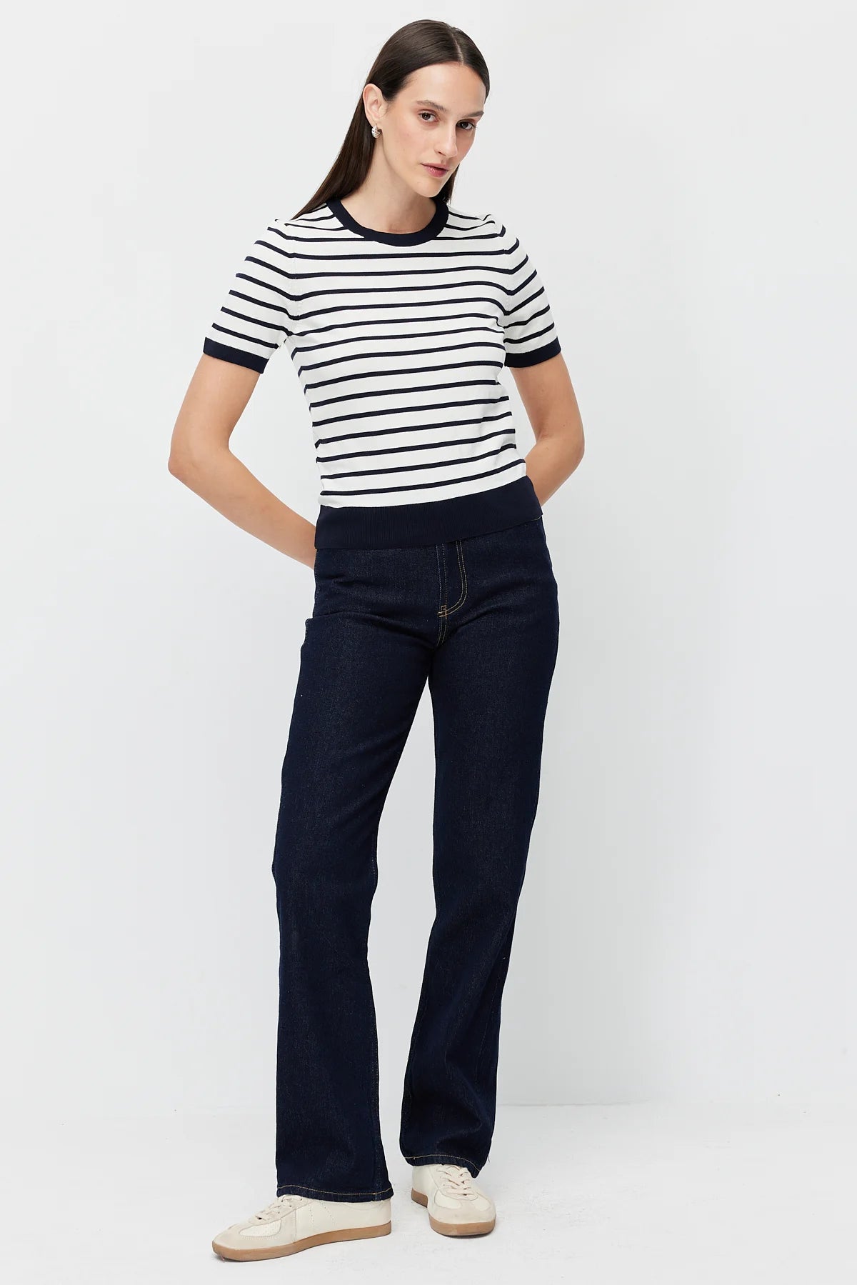 Women's Crew Neck Striped Knit T-shirt