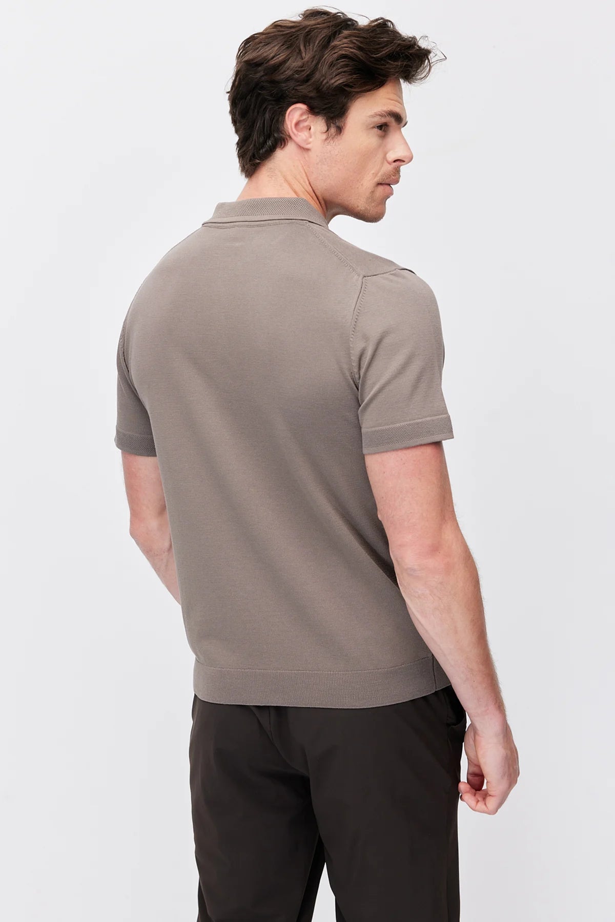 Men's Knitted T-shirt with Concealed Zip Collar