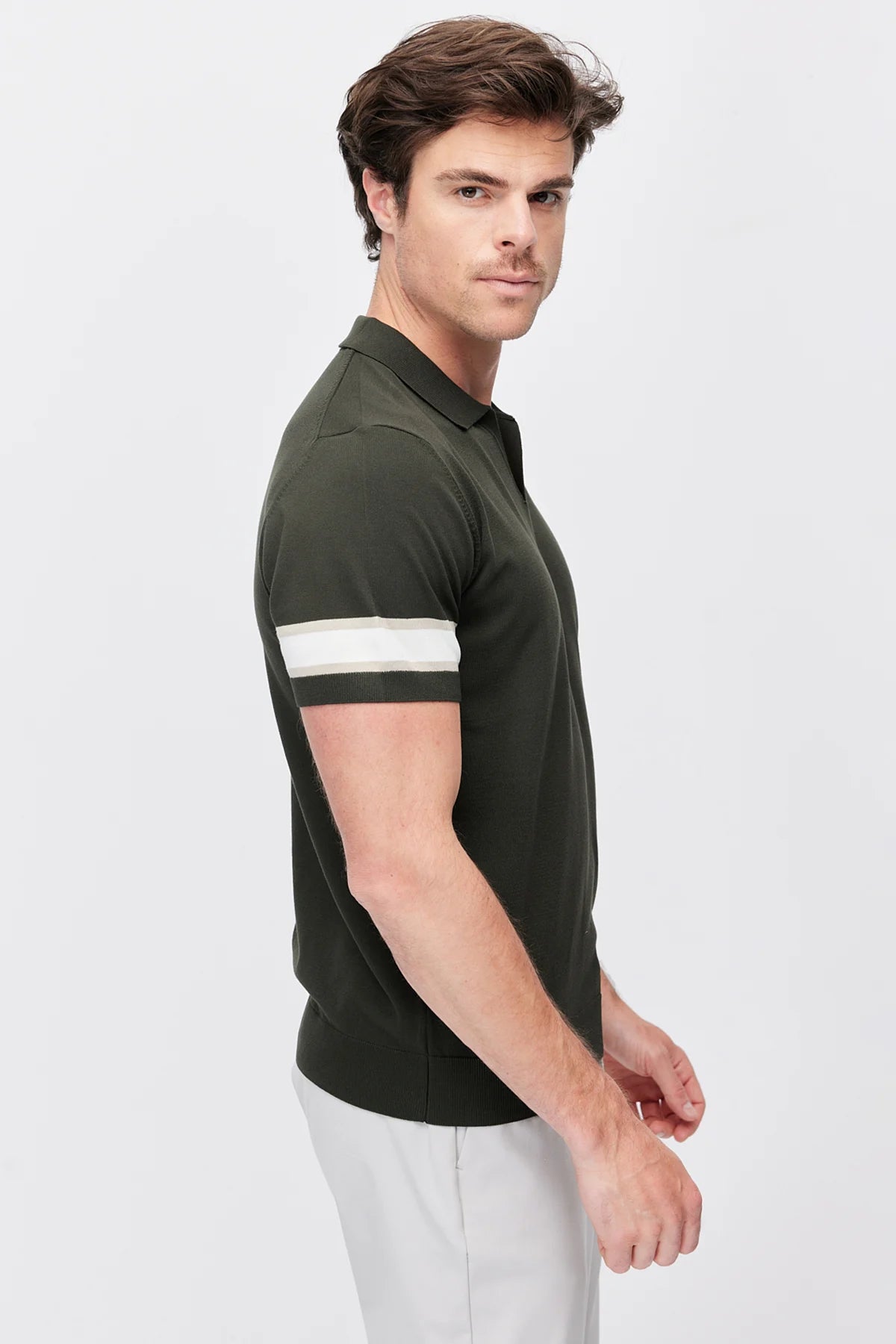 Men's Buttonless Polo Collar Knit T-shirt