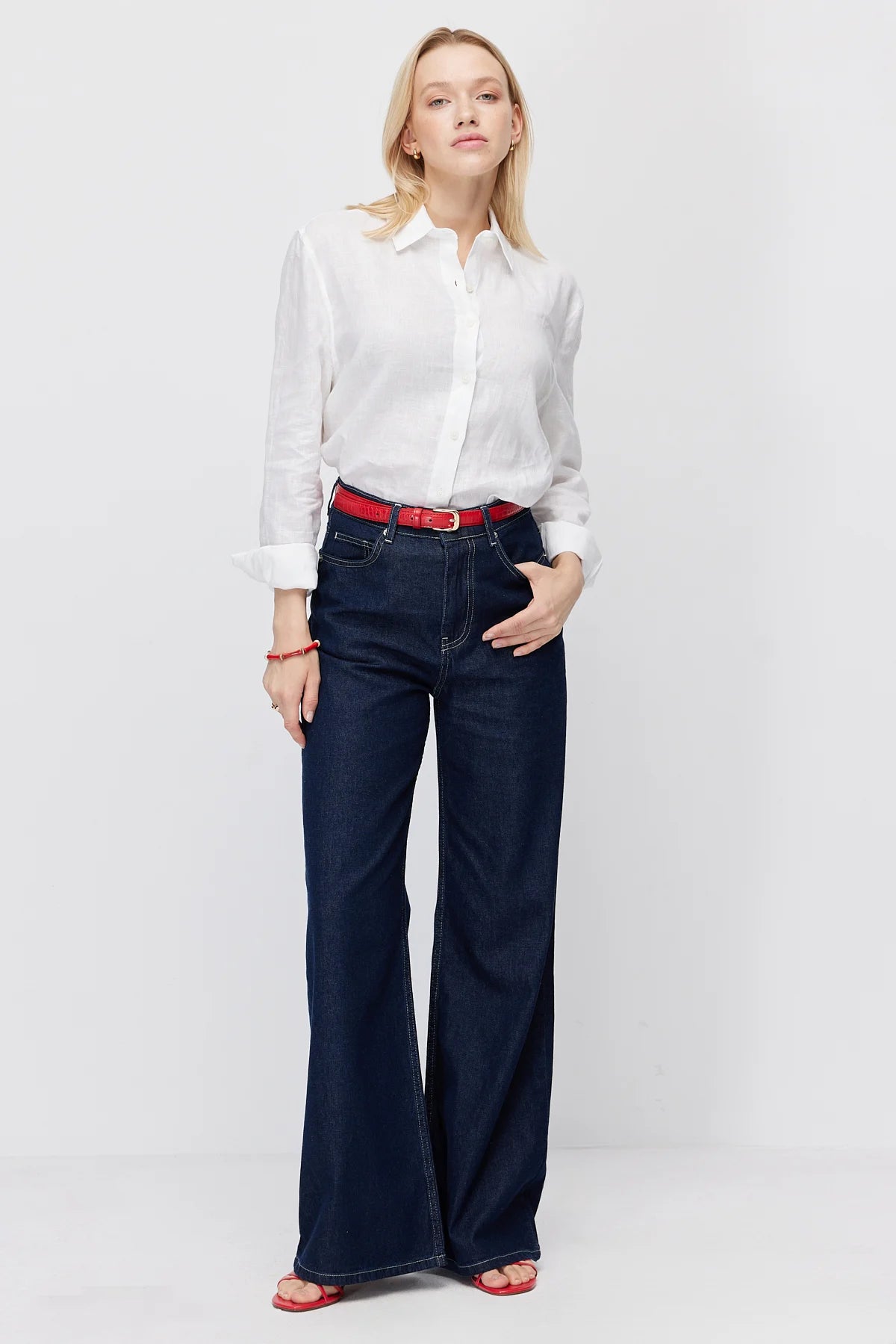 Women's Wide Leg Jeans
