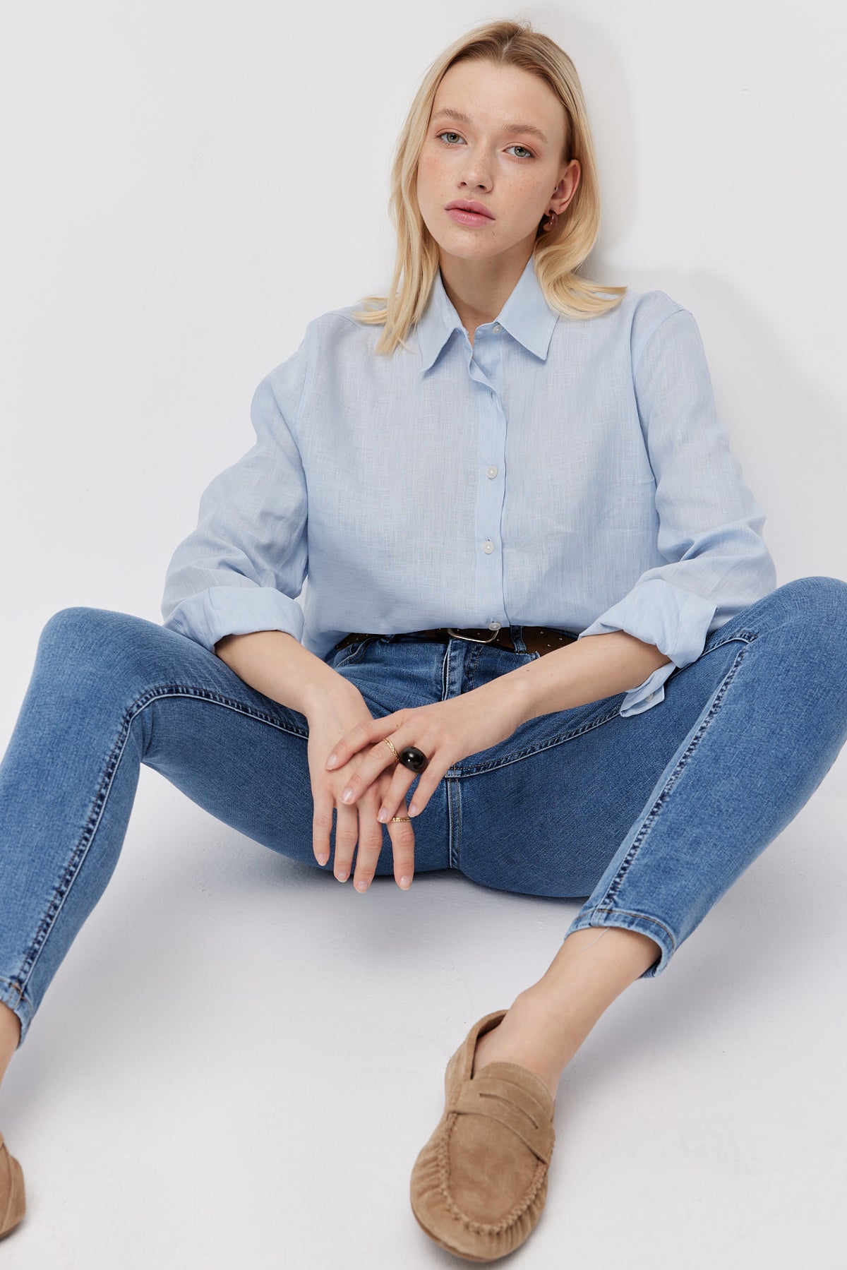 Women's High-Waisted Slim-Fit Trousers