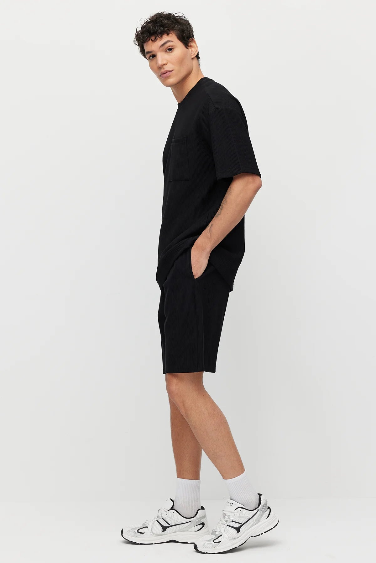 Men's Textured Shorts with Pocket Detail and Drawstring Waist