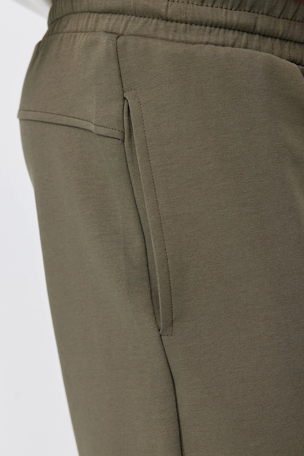 Men's Shorts with Elastic Waistband and Pockets