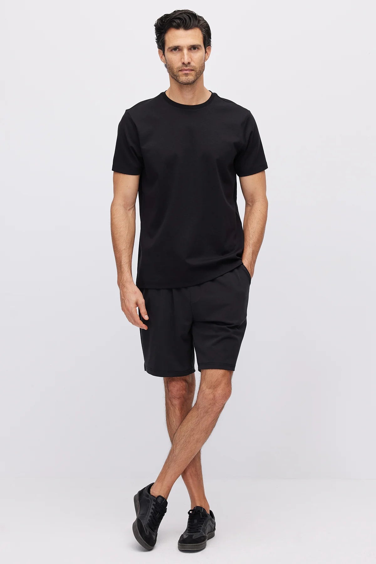 Men's Shorts with Elastic Waistband and Tie