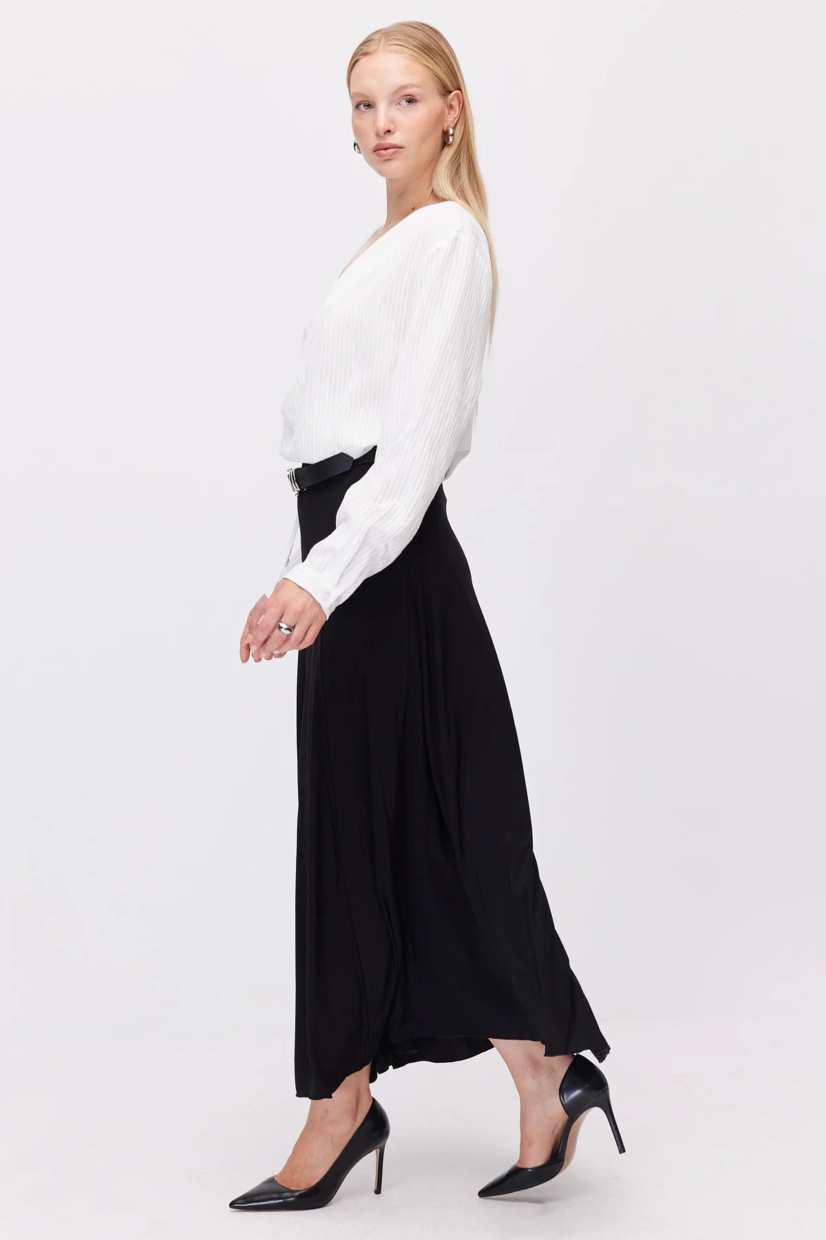 Women's High-Waisted Midi Skirt