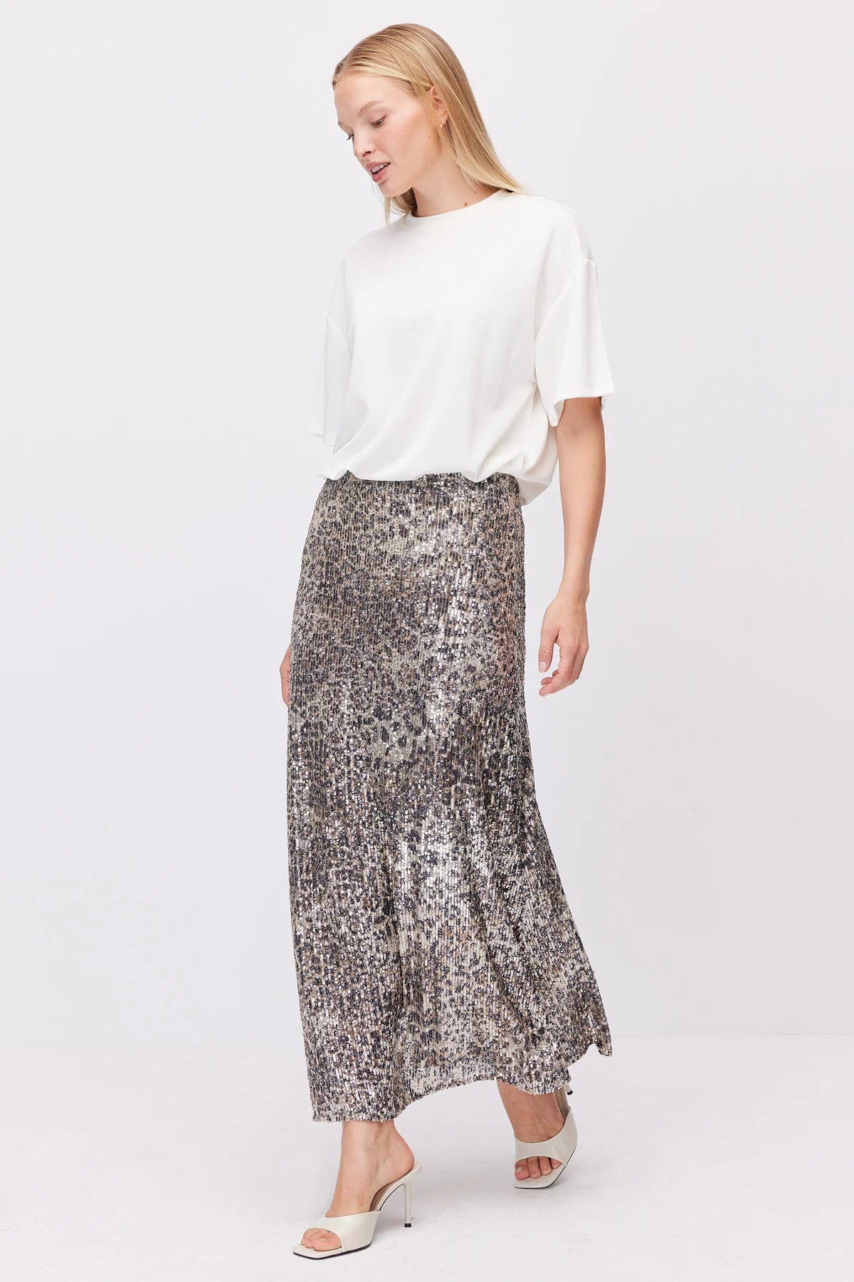 Women's Metallic Look Skirt