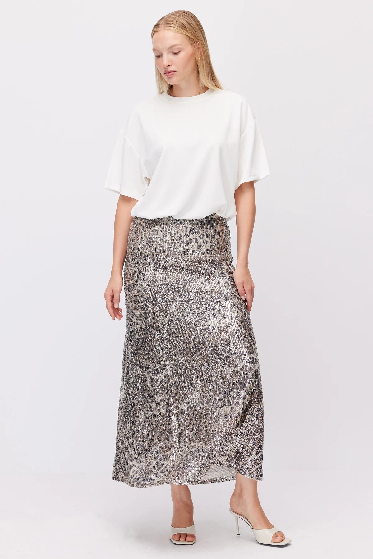 Women's Metallic Look Skirt